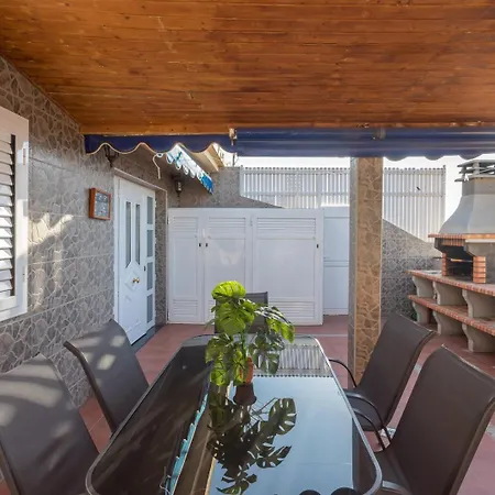 La Concha Amadores: Gran Terraza & Barbacoa *